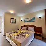 Paradise Homestay Chernomorets