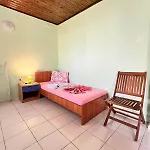 Paradise בית אירוח צ'רנומורץ