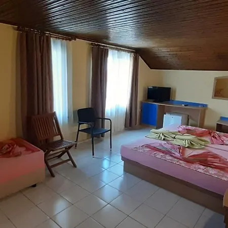 Paradise Homestay Chernomorets