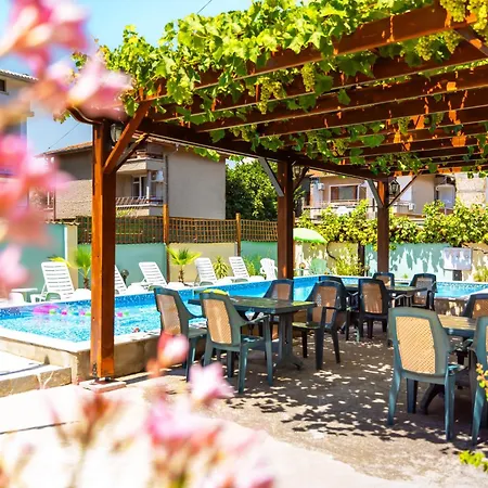 Paradise * Chernomorets