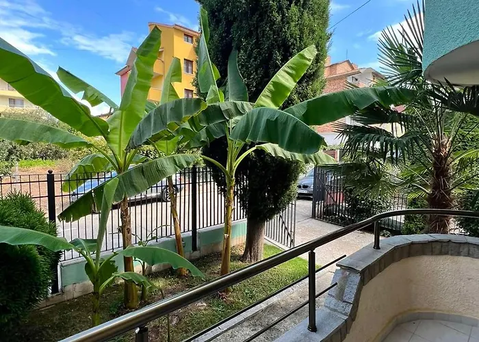 Paradise Chernomorets