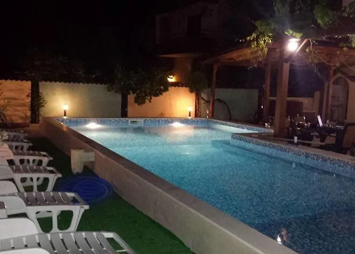 Privatunterkunft Paradise